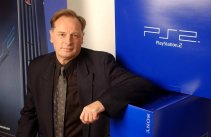 David Reeves slutter i Sony