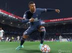 FIFA 22 ser langt penere ut, har smarte spillere og bedre fysikk