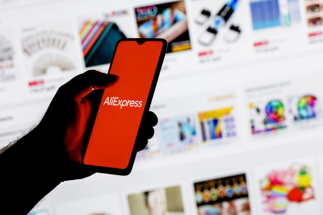 Den kinesiske nettbutikken AliExpress har fått en rekordbot på 550 millioner euro fra EU